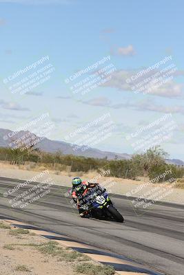 media/Nov-16-2025-Race Pace (Sun) [[8c5fa54630]]/Verified Riders/4-Turn 3 Inside (1050am)/